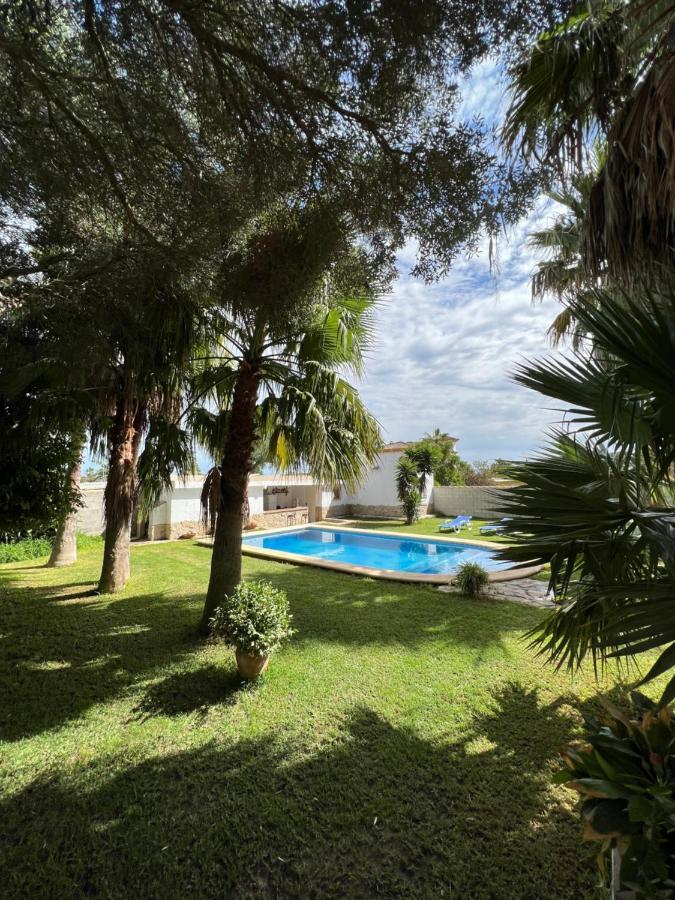 Chalet En La Barrosa, Piscina+Bbq+Grifo De Cerveza Chiclana de la Frontera Ngoại thất bức ảnh